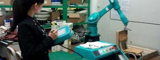 Κινεζική εταιρεία ετοιμάζεται να αντικαταστήσει τους εργαζομένους της με 10.000 ρομπότ