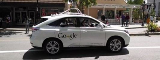 Τα αυτοκίνητα της Google παραβιάζουν το όριο ταχύτητας