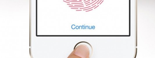 Χάκερ ισχυρίζεται πώς «έσπασε» το Touch ID