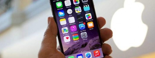 Το iPhone εμφάνισε νέο πρόβλημα: Μπλοκάρει με ένα μόνο SMS