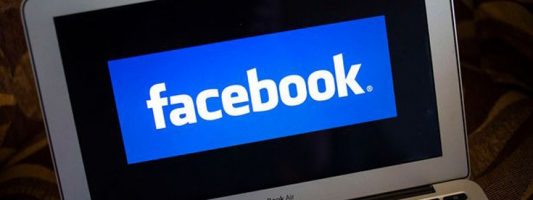 Μήνυση 14χρονης κατά του Facebook για γυμνή φωτογραφία της