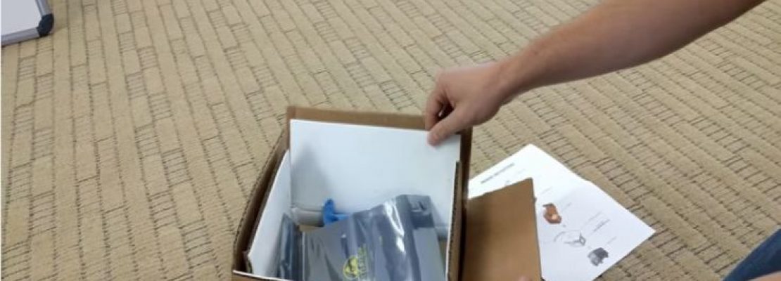 Το κουτί επιστροφής των Galaxy Note 7 έχει γάντια και… πυρασφάλεια -VIDEO