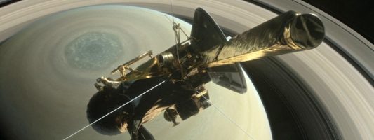 Το διαστημικό σκάφος «Cassini» επιβίωσε από την πρώτη του «βουτιά»