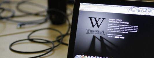 Wikipedia κατά τουρκικής κυβέρνησης για τον αποκλεισμό της