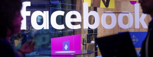 Οι καθημερινοί χρήστες του Facebook έφτασαν τα 1,3 δισεκατομμύρια