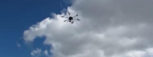 Drone πέταξε σχεδόν στα 5 χιλιόμετρα ύψος και έκανε ρεκόρ