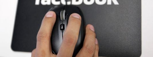 Το Facebook «εξαφανίζει» τις αναρτήσεις για Αλ Κάιντα και ISIS