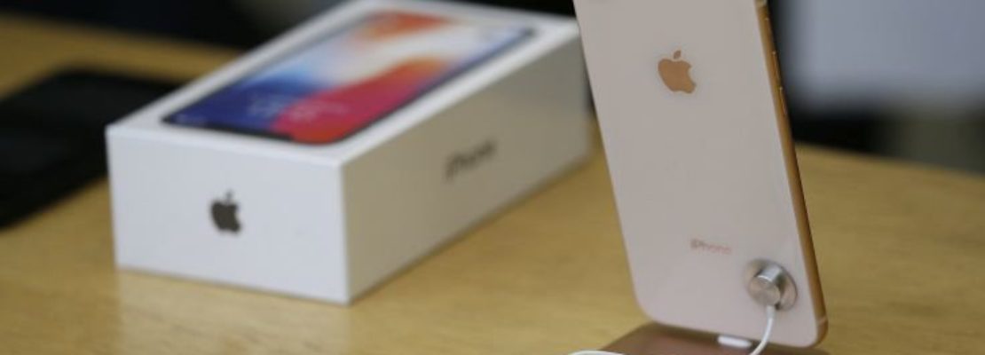 Τι συμβαίνει με την Apple, τα παλιά iPhone και τις επιδόσεις τους