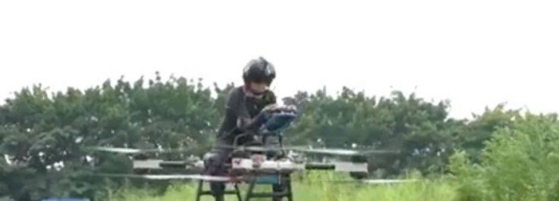 Αυτοδίδακτος μηχανικός κατασκεύασε μοτοσυκλέτα-drone