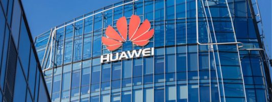 ΗΠΑ: Αναζητούν τηλεπικοινωνιακούς «συμμάχους» για να απομονώσουν τη Huawei