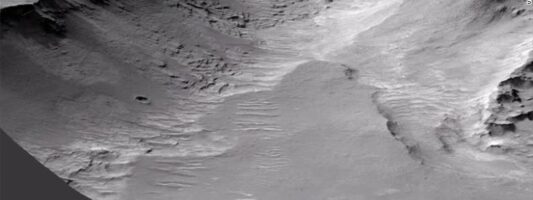 Ανακαλύφθηκαν ενδείξεις ότι στον Άρη κυλούσε μεγάλος αρχαίος ποταμός