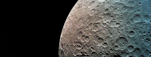 NASA: Πέραν κάθε αμφιβολίας υπάρχει πολύ νερό στη Σελήνη