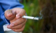 Έρευνα: Η διαβίωση σε περιοχές με πολύ πράσινο αυξάνει την πιθανότητα να μειώσει ή και να κόψει κάποιος το κάπνισμα