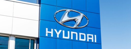 Hyundai και Apple σε συζητήσεις για πιθανή παραγωγή ηλεκτρικών αυτοκινήτων