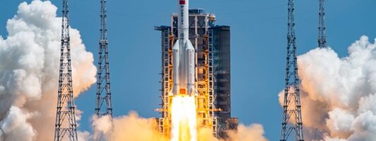 Η Κίνα εκτόξευσε τον δεύτερο θαλαμίσκο του διαστημικού σταθμού της