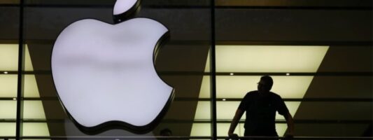Apple: Προγραμματίζει την έναρξη της παραγωγής του iPhone 14 στην Ινδία