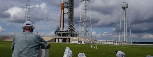 Σήμερα η μεγάλη επιστροφή της NASA στη Σελήνη