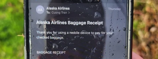 Αυτό σημαίνει crash test – iPhone που «έπεσε από την πτήση της Alaska Airlines», από ύψος 5.000 μέτρων, βρέθηκε άθικτο στο έδαφος