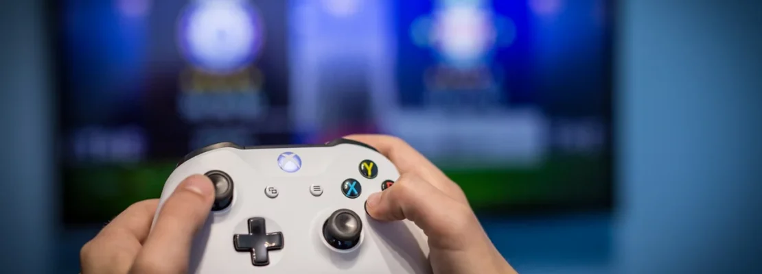 Φήμη-βόμβα για τη Microsoft: Θα φέρει παιχνίδια του Xbox σε PlayStation, για πρώτη φορά στην ιστορία