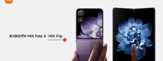 Ο Lei Jun παρουσιάζει τα νέα καινοτόμα smartphone της Xiaomi