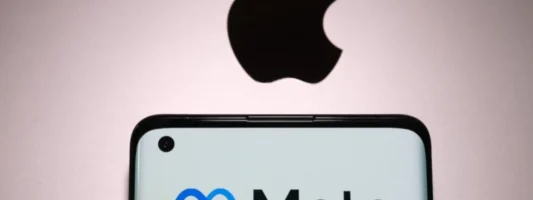 Apple: Προσφέρει ένα εκατ. δολάρια σε όποιον χάκερ «σπάσει» τη νέα της τεχνολογία τεχνητής νοημοσύνης