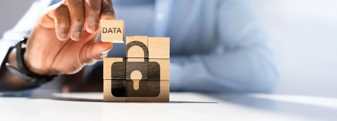 Καλά τα πήγε το GDPR: 7 στις 10 ιστοσελίδες μοιράζονται τα δεδομένα μας με τρίτους χωρίς τη συγκατάθεση μας