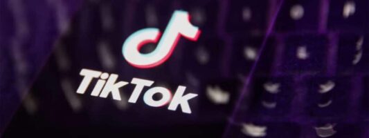 Η Αλβανία απαγορεύει το TikTok για ένα χρόνο