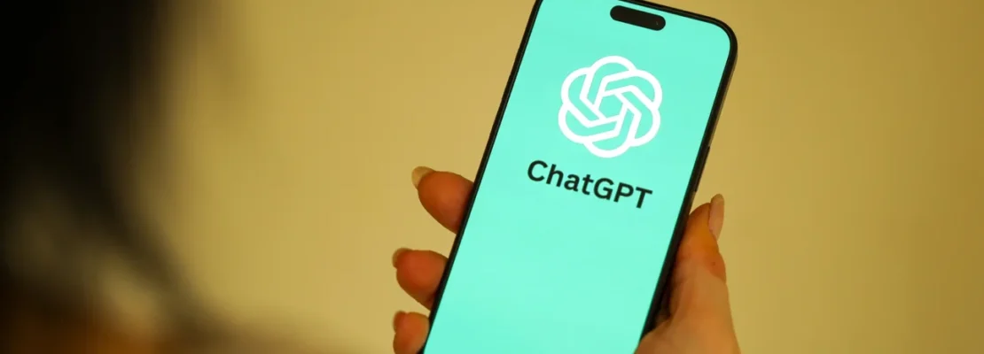 Ο κανόνας των 3 λέξεων που κάνει το ChatGPT να δίνει απαντήσεις επιπέδου ειδικού