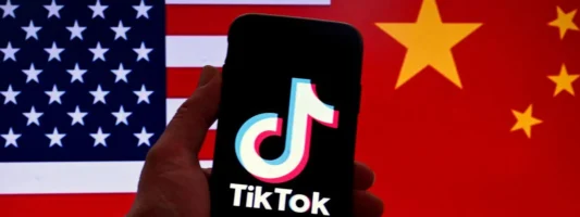 Πώς το TikTok βρίσκεται στο επίκεντρο μιας βαθύτερης γεωπολιτικής διαμάχης – Τι διεκδικούν οι ΗΠΑ και η Κίνα