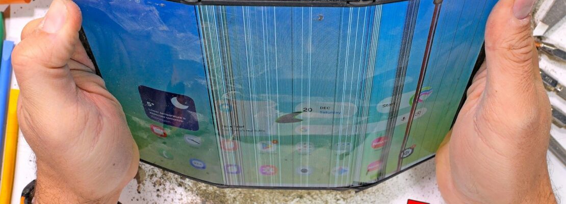 Samsung Galaxy Z TriFold: Τι έδειξε το τεστ αντοχής για το τριπλά αναδιπλούμενο smartphone