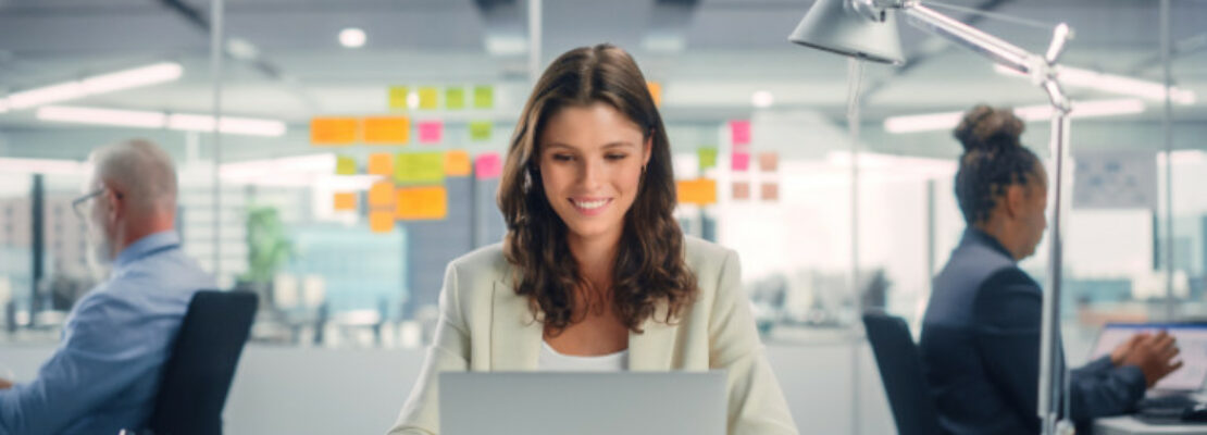 Έρευνα: Οι γυναίκες λαμβάνουν λιγότερη αναγνώριση από τους άνδρες για τη χρήση AI