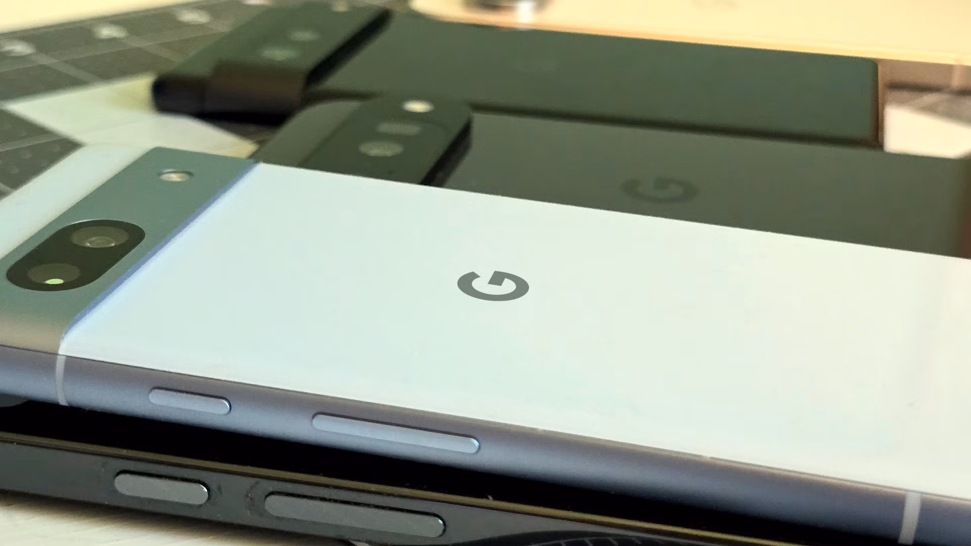 Google Pixel με ανοιχτές ρυθμίσεις Android